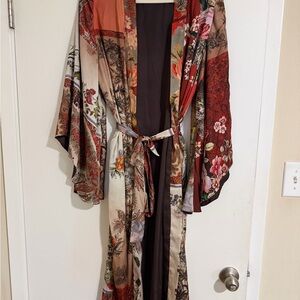 Zara Multicolor Floral Kimono Cover
